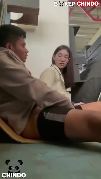 Bokep Indo SMA Disepongin Pacar Cantik Disekolah